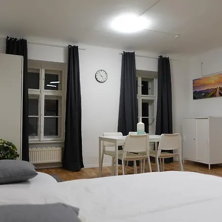 Comfortable In Central Wien