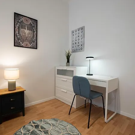 Experience Fresh Comfort In Our Brand-new In Vienna's 17th District Apartment *