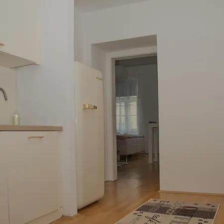 Apartment White Lotus