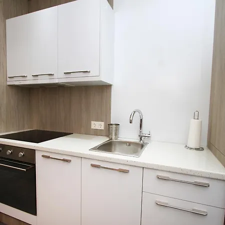 Christiano Hauptbahnhof | Contactless Check-in Apartment Vienna