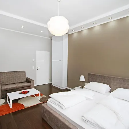 Christiano Hauptbahnhof | Contactless Check-in Apartment *