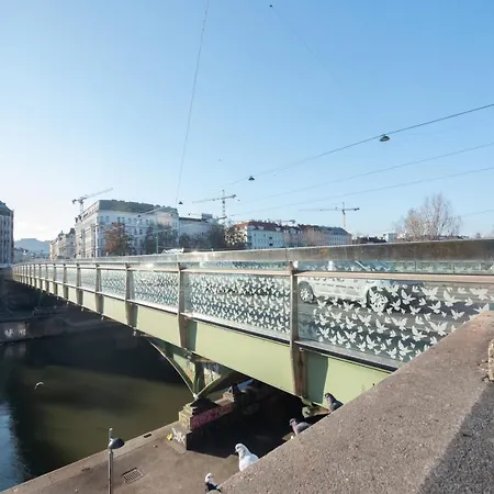 Appartamento An Der Donau, 10 Minuten Ins Zentrum, Klimaanlage Vienna