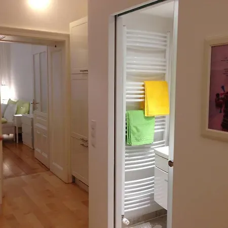 Danube Art Apartment Vienna