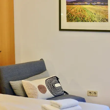Apartment Charming With Balcony In Hip & Trendy Margareten Vienna