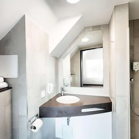 Wien-stadthalle Hotel 3*