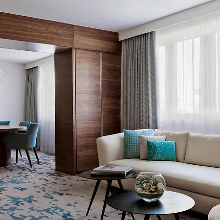 Marriott Hotel 5*