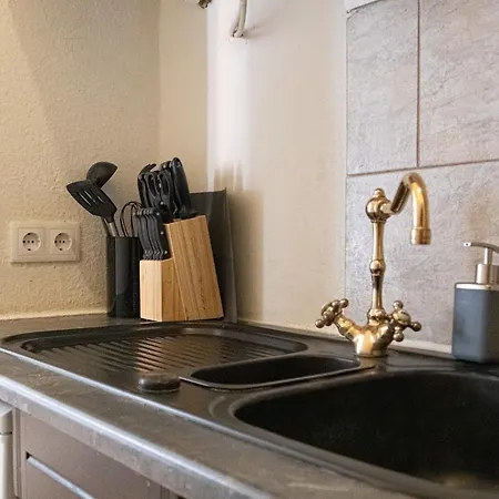 Apartament Peerles 2br Apt. Perfectly Situated&well Connected