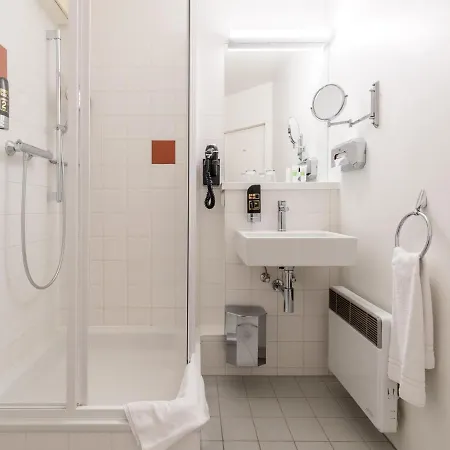 Szálloda Acom-hotel 4*