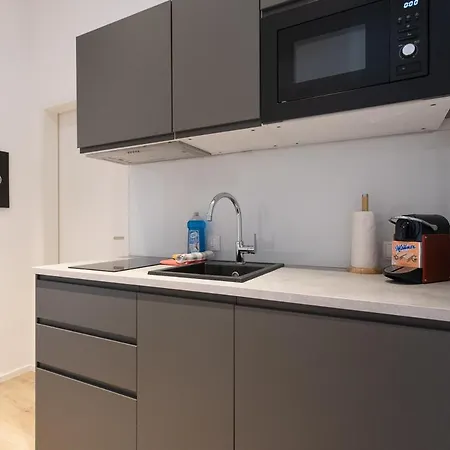 Wf-apartment Zentral, Trendig & Modern, Westbahnhof Apartment *