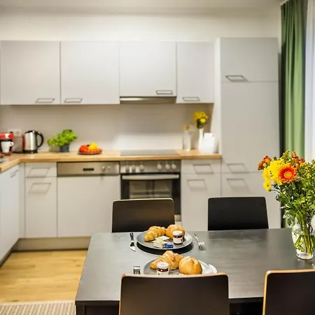 Jimmy's Siena Aparthotel