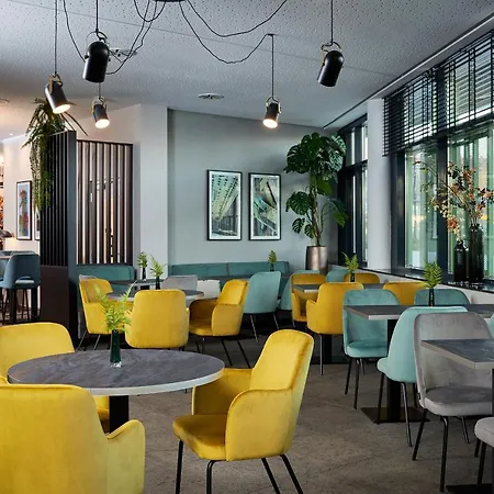Leonardo West Hotel 4*