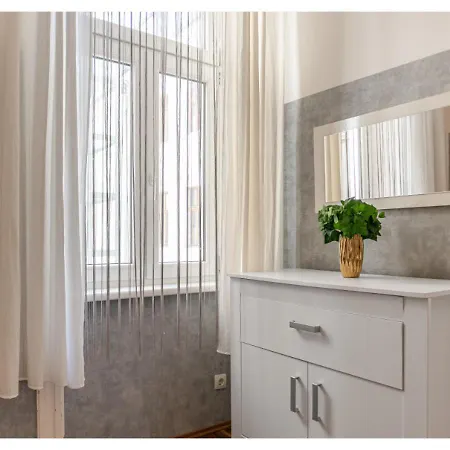 Cheerful 2br - Suitable For Longstays Apartment Vienna