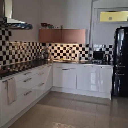 4 Seasons Apartment Vienna