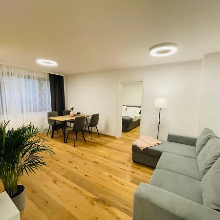 State Apartament