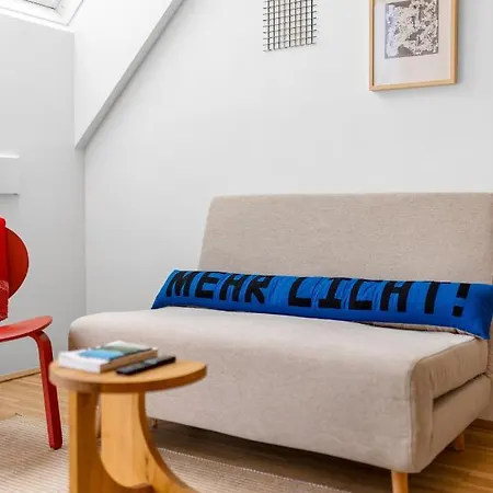 Apartman Ding Design In Brigittenau *