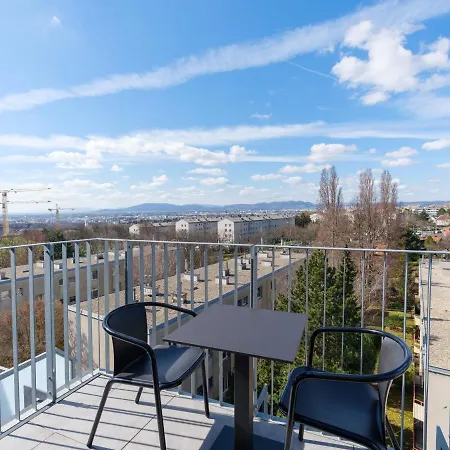 Myfavorit - Spacious Next To Puplic Transport U1 Direct Connection To Citycenter Apartment *