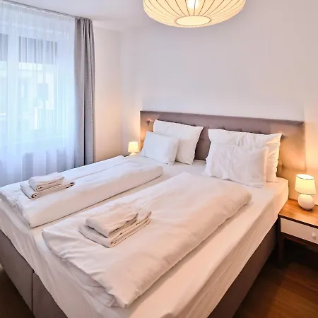 Myfavorit - Spacious Next To Puplic Transport U1 Direct Connection To Citycenter * Vienna