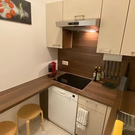 The Big Apple In Apartment
