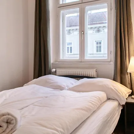 Apartment Spacious 2br Apt.-near Wiener Stadthalle Vienna