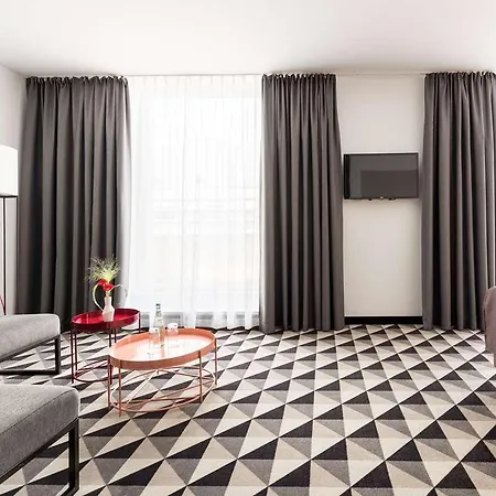 Acom-hotel 4* Bécs