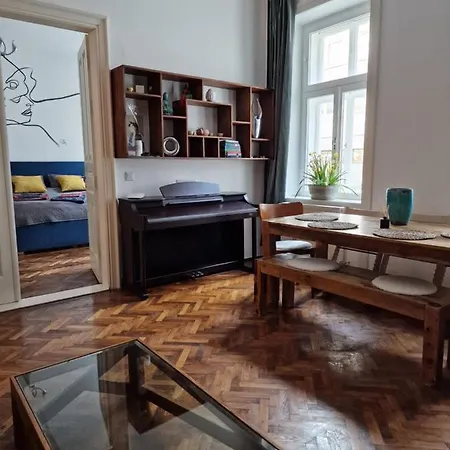 4 Seasons Apartment Vienna
