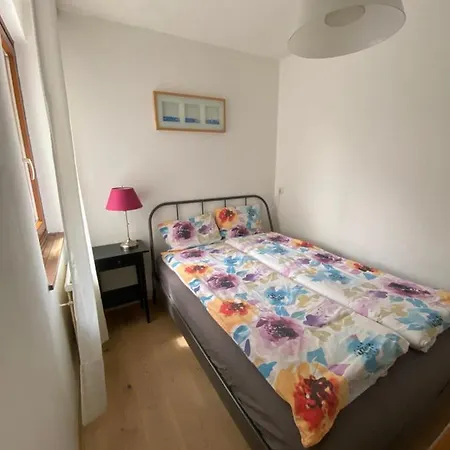 Apartment52 In Near The рrаter Apartment *