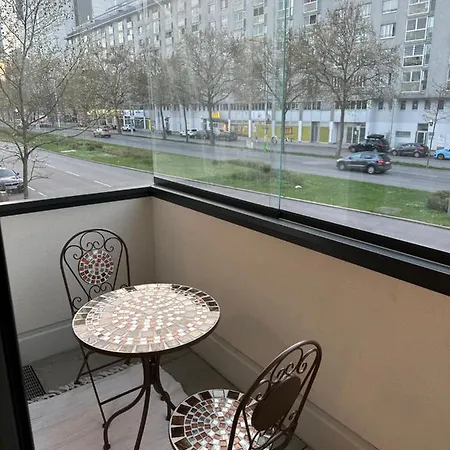 Amazing Center Apartment
