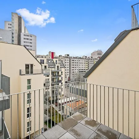 Ding Design In Brigittenau Apartman *