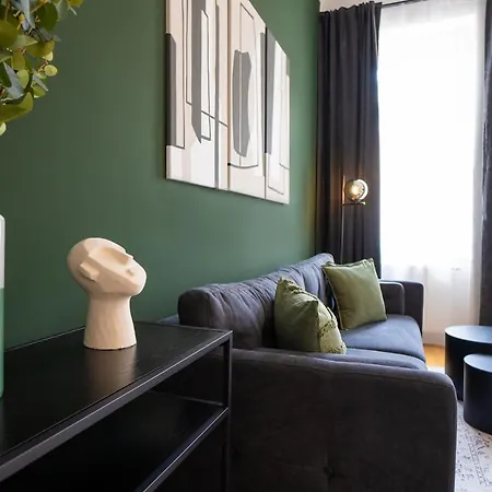 Apartamento Brand-new With A Breathtaking Design Located Right Near Belvedere Castle, 15 Minutes From Centre Viena