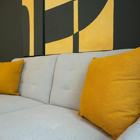 Aesthetic Newly Renovated Located Near Belvedere Castle, 15 Minutes From Stephansplatz Vienna