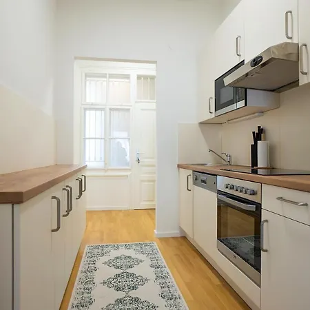 Apartamento Brand-new With A Breathtaking Design Located Right Near Belvedere Castle, 15 Minutes From Centre Viena