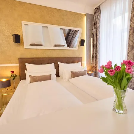 Sophies Place Augarten - Imperial Lifestyle Parking Apartment Vienna
