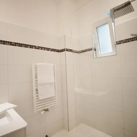 Kh Universitaet Apartment