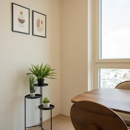 Posh On 22nd Floor + Loggia, Pool, Gym, Sauna Vienne