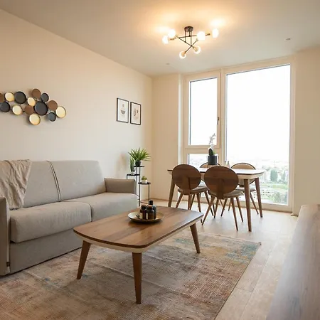 Posh On 22nd Floor + Loggia, Pool, Gym, Sauna Vienne