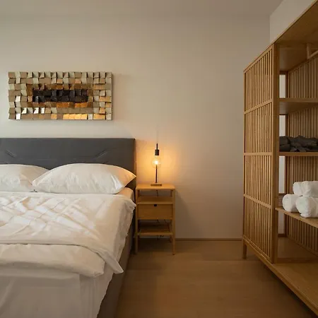 Appartement Posh On 22nd Floor + Loggia, Pool, Gym, Sauna