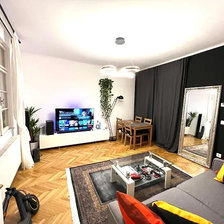 Apartment Schone In Zentrum Josefstadt *