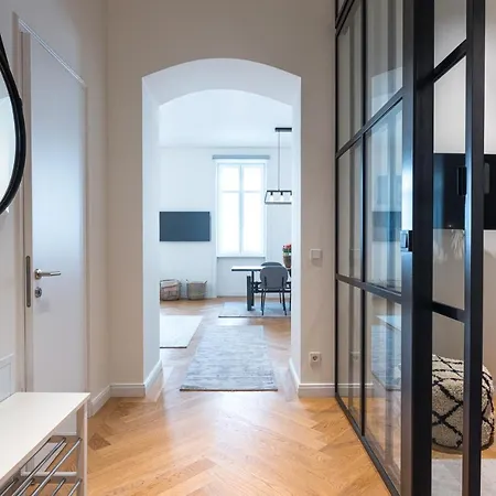 Mint@naschmarkt Premium Aparthotel Wenen