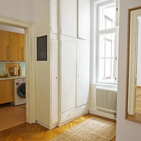 Naschmarkt Apartment