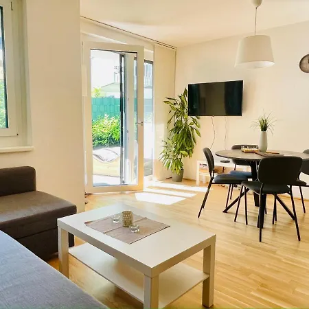 Apartment Topmodernes Sonnenwohnen Bei U-bahn Und Therme Oberlaa, 15 Min Bis Stephansplatz Vienna