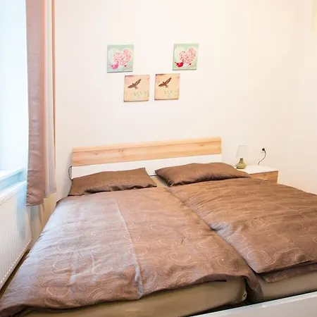 The Barts - Self Check-in Apartmán