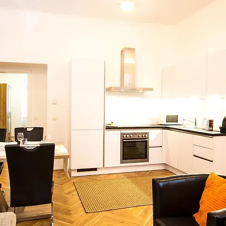The Barts - Self Check-in Apartmán *