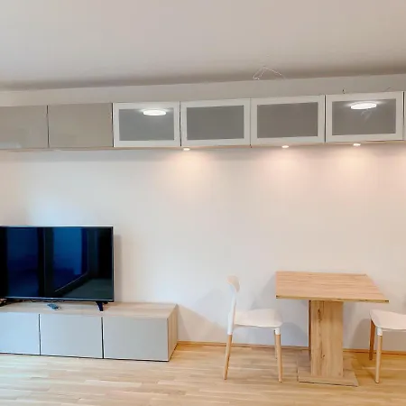 Apartment U1 Alte Donau Old Danube City 2 Vienna