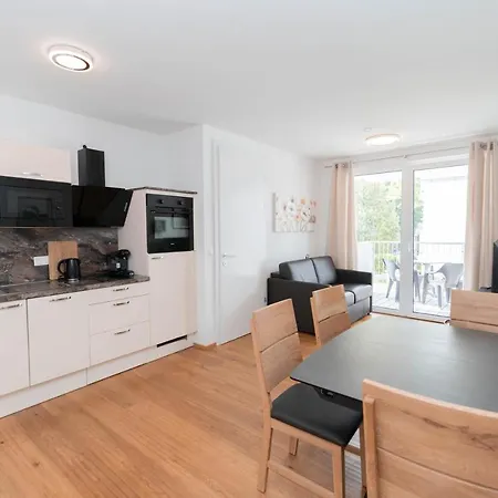 Modern With Big Balcony Near City Center Apartment Wien