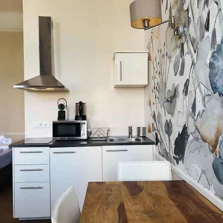 Apartment Kh Universitaet