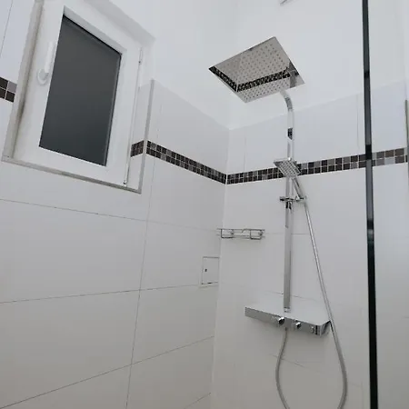 Kh Universitaet Apartment