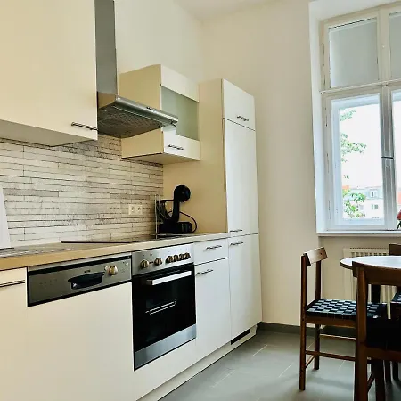 Cosy & Central Apartment *