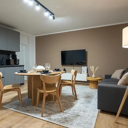 Apartment 1br With A Queen-size Bed And Terrace - Contactless 24h Check-in Wien