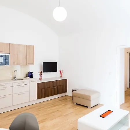 Belvedere Apartment Vienna