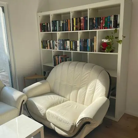 Stilvolle Mit Terrasse/garten Appartement Vienne